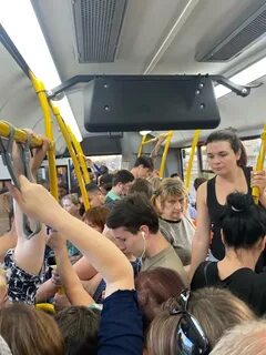 Трогают в общественном транспорте
