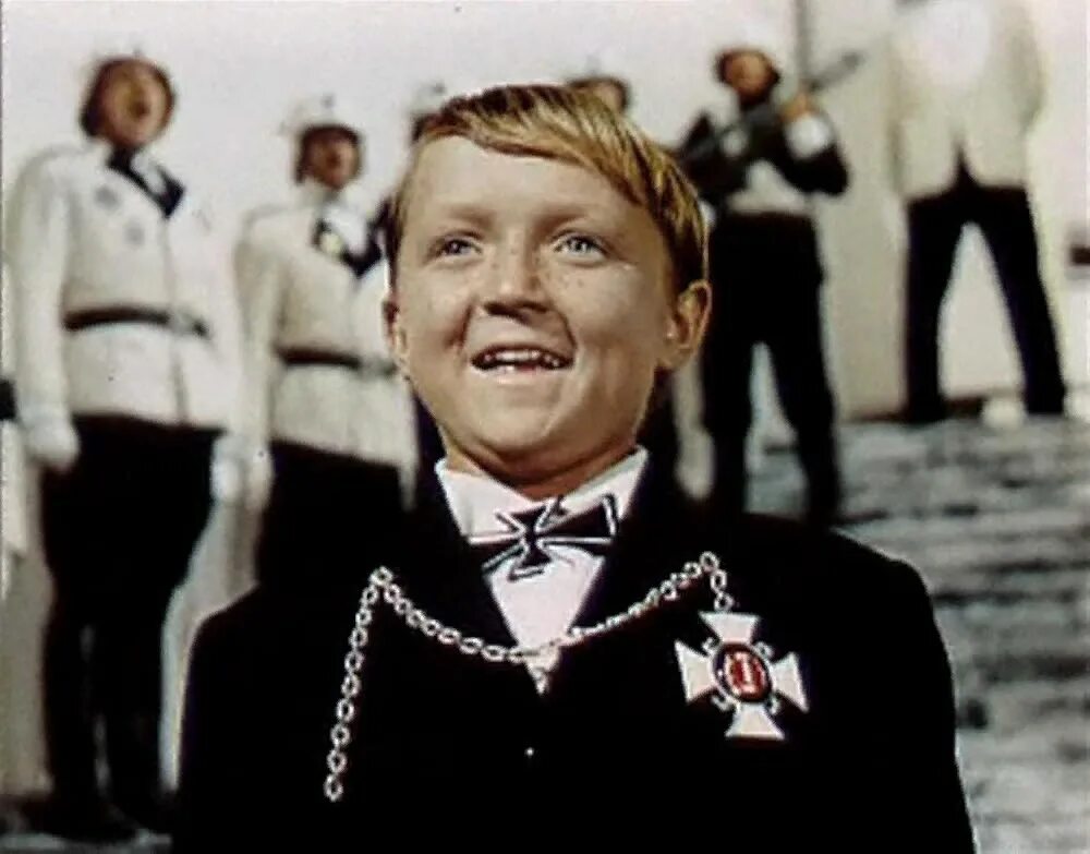 Мальчиш плохиш буржуин. Мальчиш плохиш буржуин. Плохиши картинки. Мальчиш плохиш. Плохиши 4.