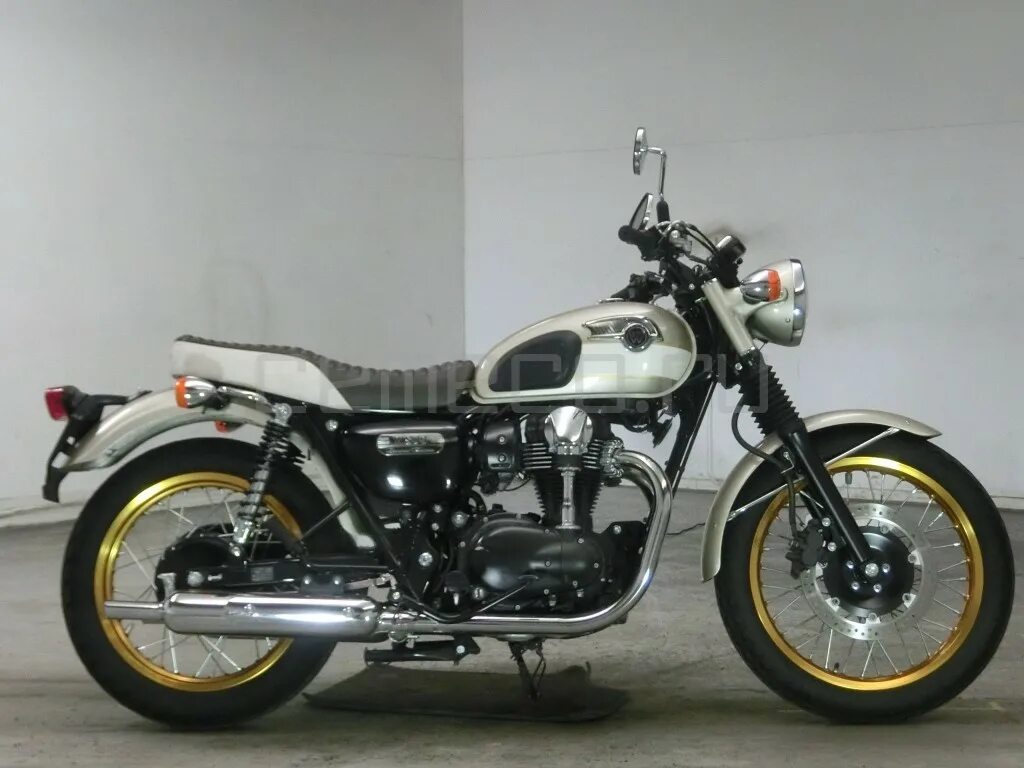 Kawasaki w800 черный. Кавасаки классик w800. Кавасаки w800. Мотоцикл кавасаки w800. Kawasaki zephyr 750 чоппер.