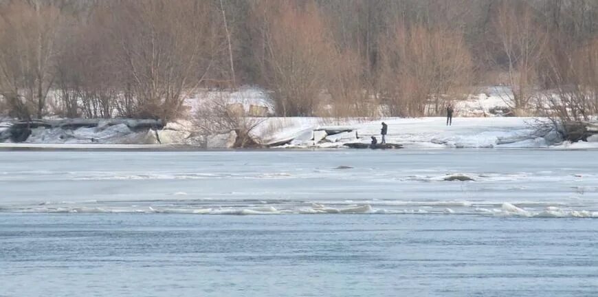 Гидропост горбатов на оке сегодня уровень воды. Ока подъем воды Рязань. Уровень воды Ока Рязань. Подъем воды в Оке.