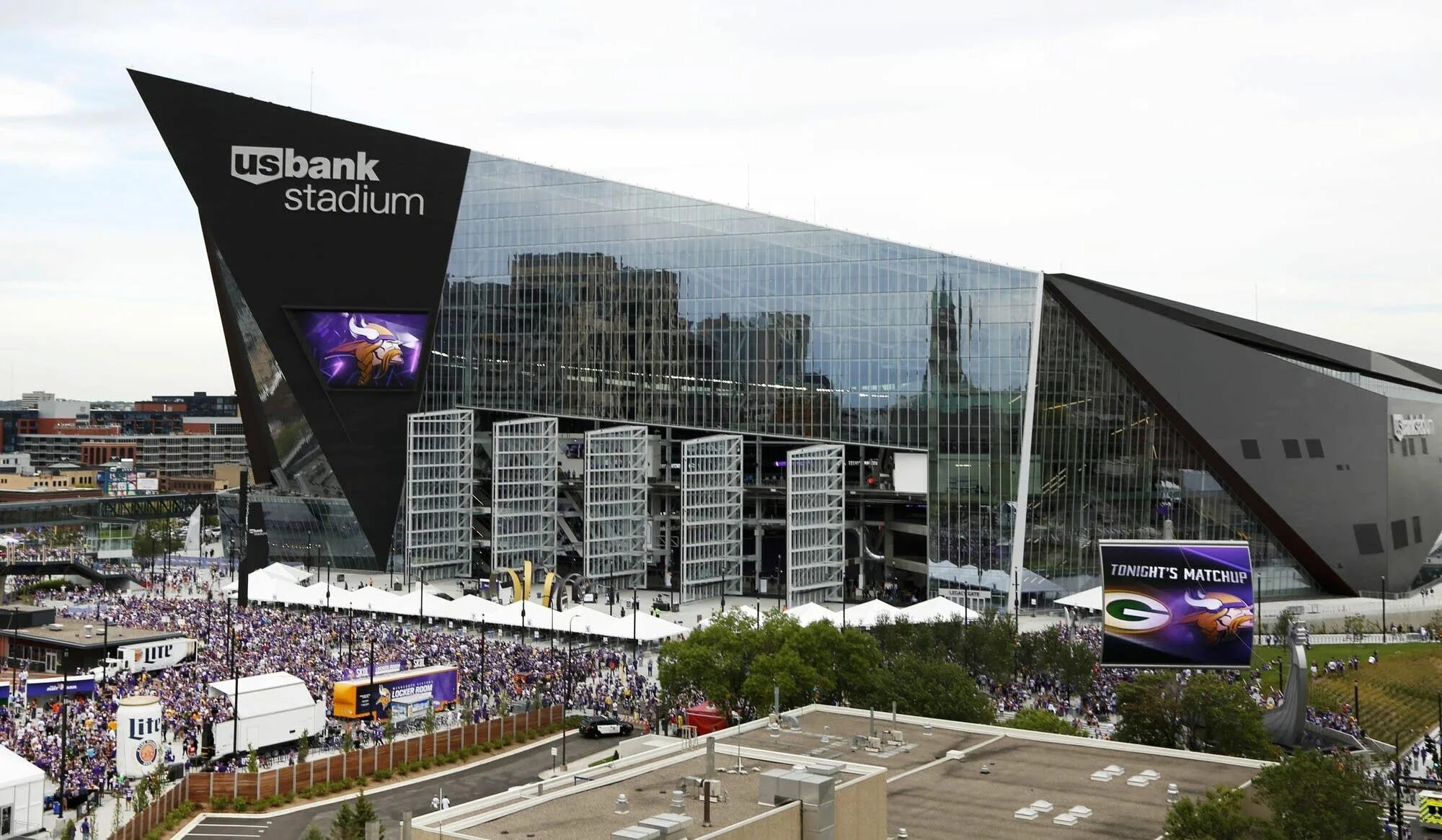 S. U. Bank stadium. Bank stadium. U.