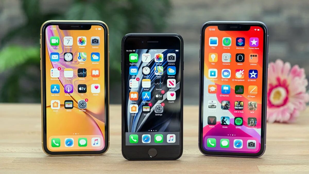 Iphone i. Iphone se 2020 vs iphone 11. Iphone se 2020 vs iphone 13 Mini. Iphone XR 8 se2. Айфон se 2020 vs айфон 11.