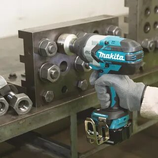 Гайковерт аккумуляторный ударный dtw1001rtj