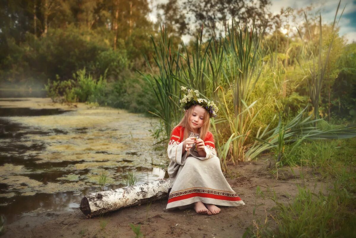 Маленькие русские красавицы. Фотосессия в русском народном стиле летом. Фотосессия Ивана Купала. Фотосессия в русском народном стиле для детей.