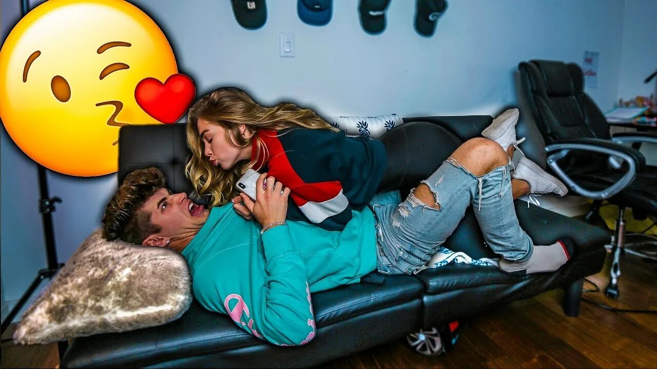 I couldn't afford a present this year so i got you this box. Afford a box. I cant stop me. Couldn t stop. I can't stop.