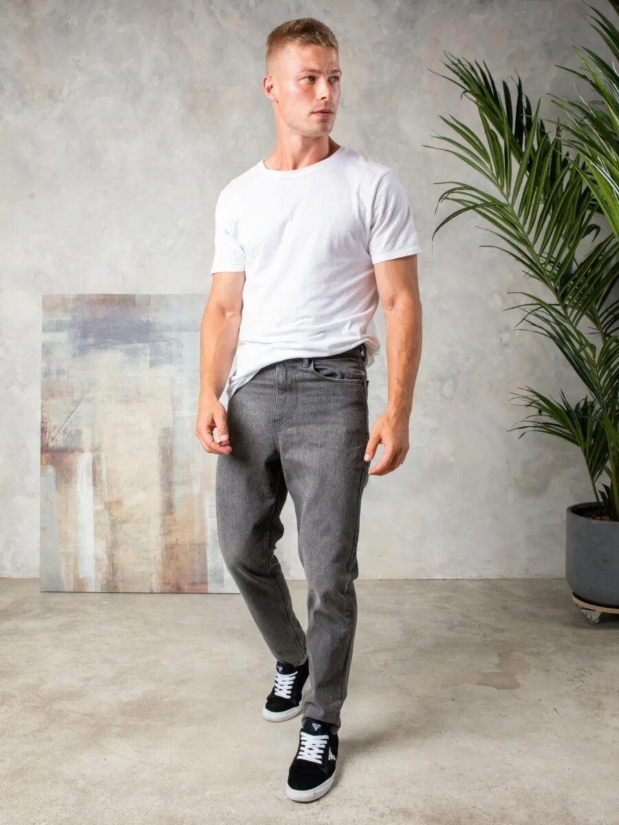 серые джинсы мужские. Levis 502 серые мужские. джинсы бананы мужские серые.