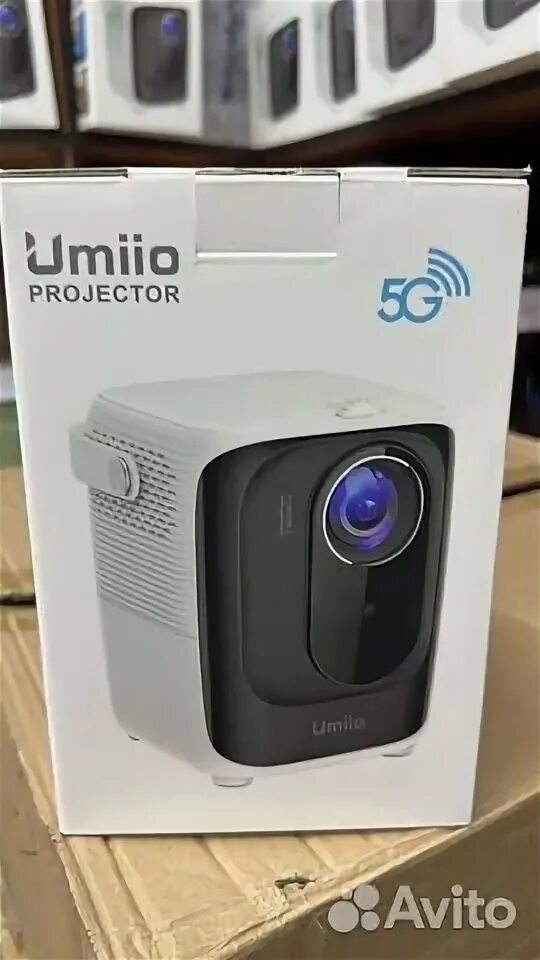 Проектор умио 1080. Umiio p15 pro. Umiio 5g. Телефон umiio. Мини проектор umiio.