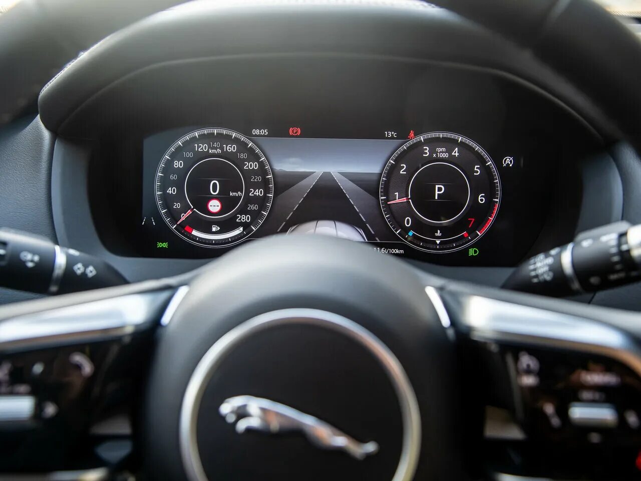 Ягуар f-pace панель приборов. Приборная панель ягуар. 2010-jaguar xfr панель приборов. Приборная панель jaguar xf. Jaguar xe спидометр.