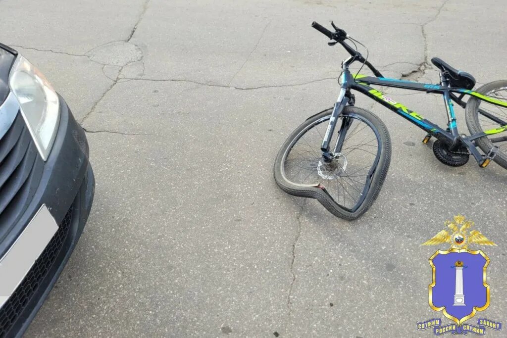 Сбитый мальчик на велосипеде. Сбил велосипедиста Димитровград. Мальчика на велосипеде сбила машина.