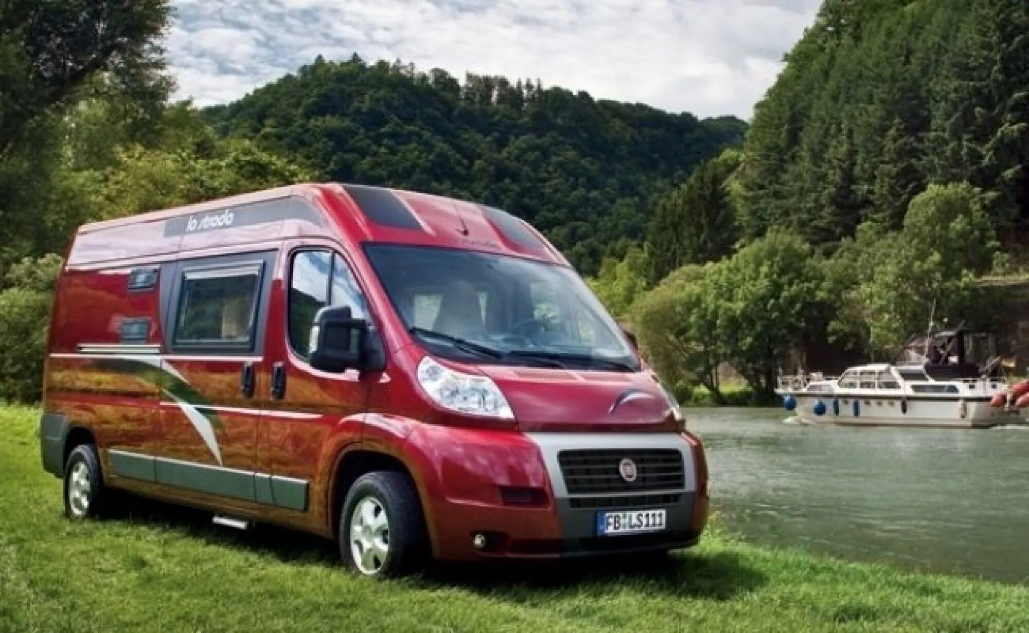 Делика автодом кемпер. Mitsubishi delica автодом. Джампер автодом. Mercedes benz sprinter 4x4 camper. Жилой минивэн.