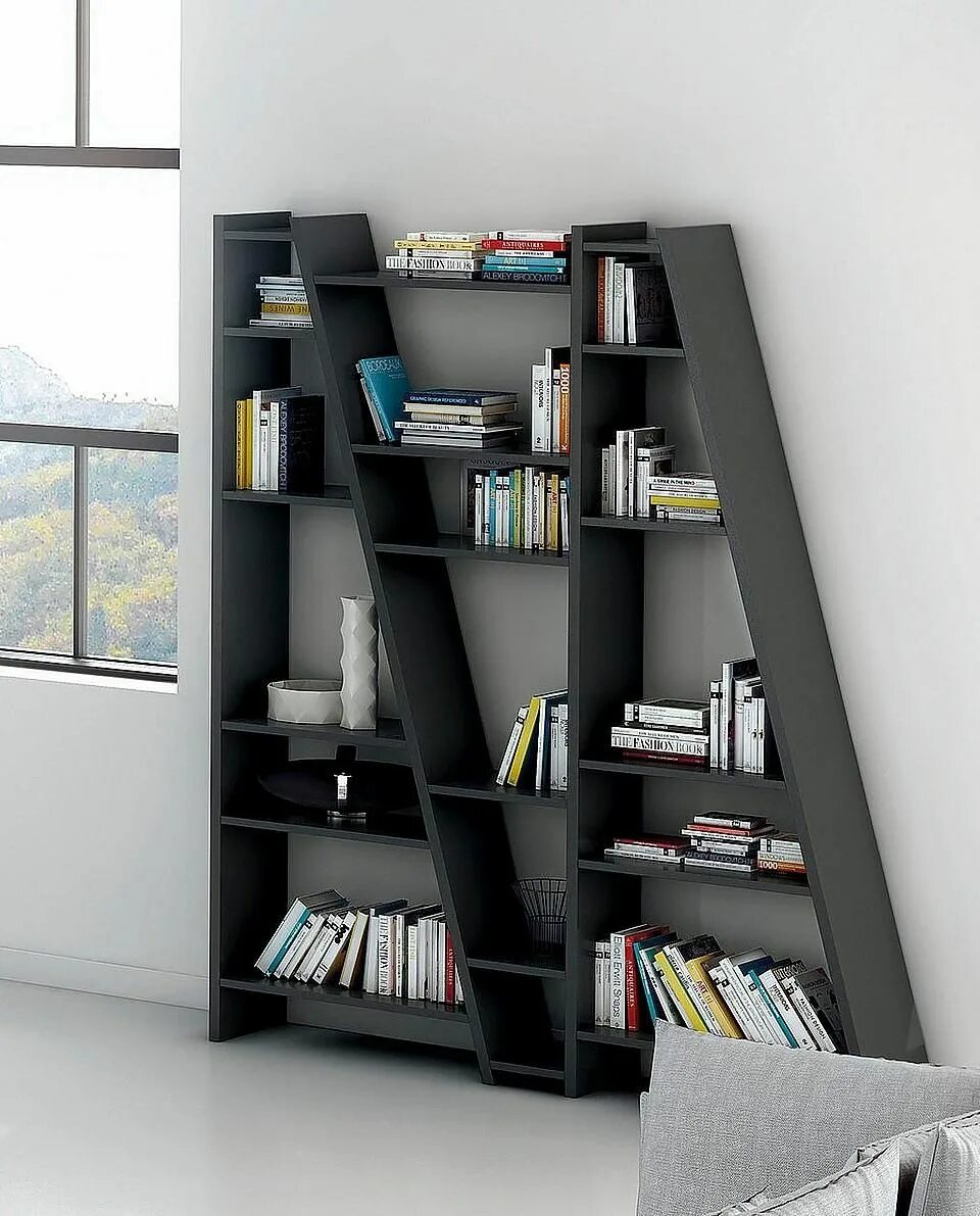 Современный книжный шкаф. Книжный стеллаж диагональный. Необычные полки. Восхождение на эльбрус косая полка. Косую полку.