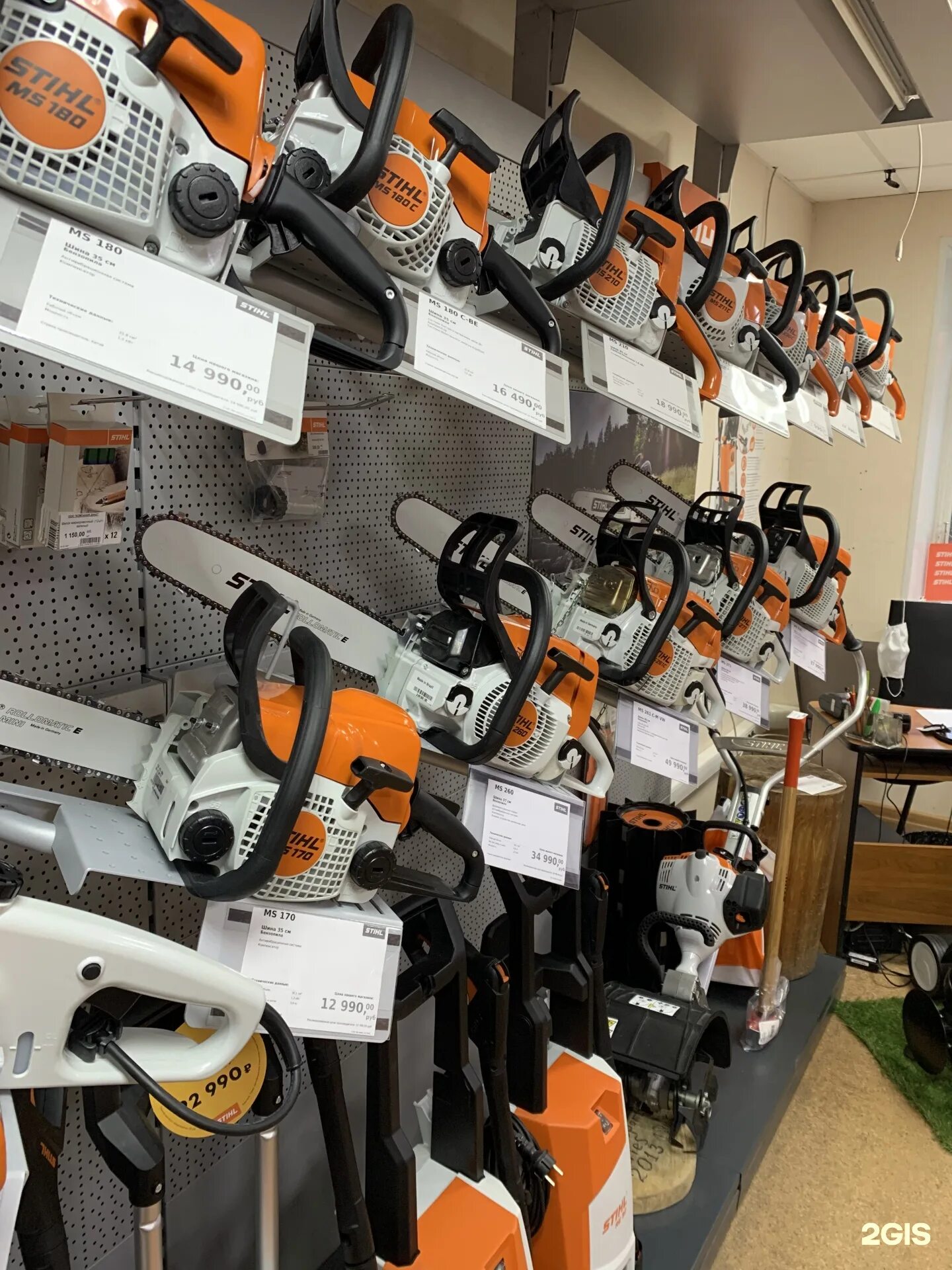 Stihl наклейка. Мотопомпа stihl p835. Магазин штиль. Магазин штиль на ленинградском шоссе 100. Сервисный центр штиль в нальчике.
