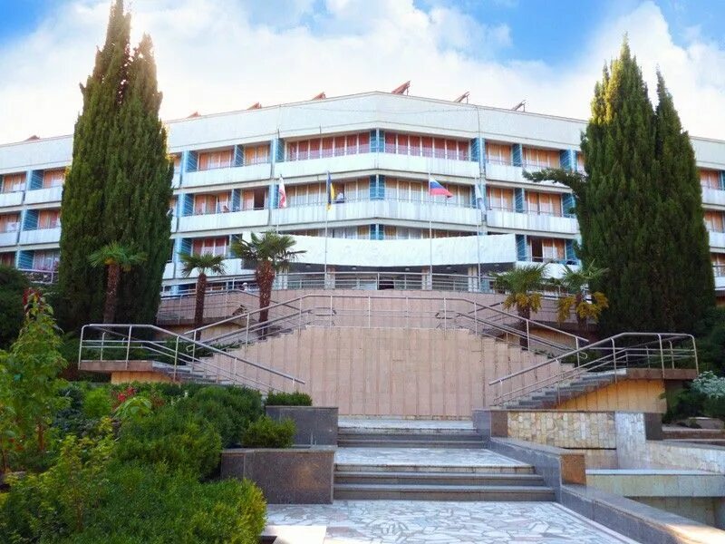 Санатории юбк. Пансионат рыбачий алушта. рыбачье крым пансионат рыбачье. пансионат таврика рыбачье. крым алушта санатории и пансионаты.