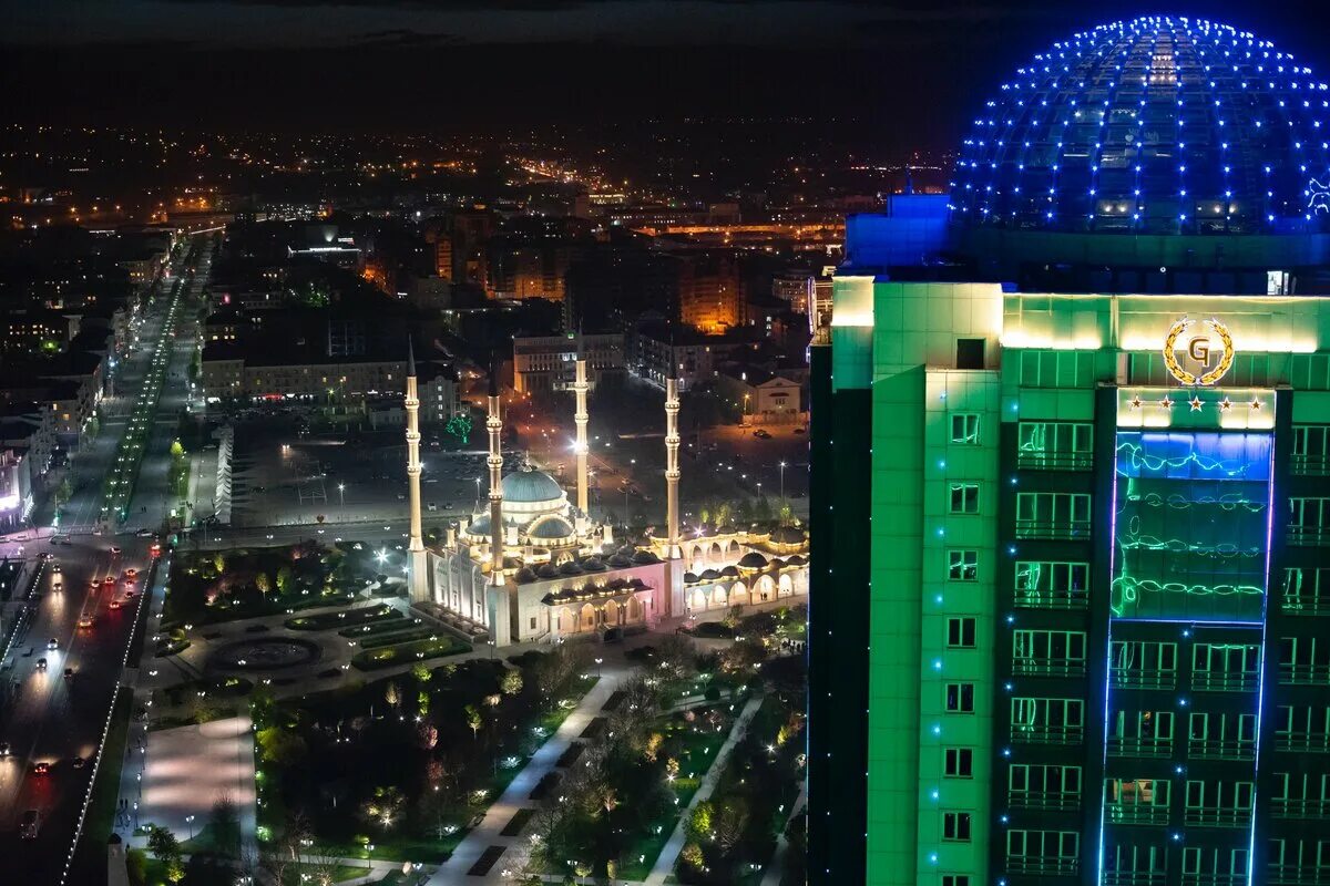 Есть ли чеченская республика. Чечня 2021 Грозный Сити. Гор Грозный Чеченской Республики. Грозный город 2021. Грозный Сити мечеть.