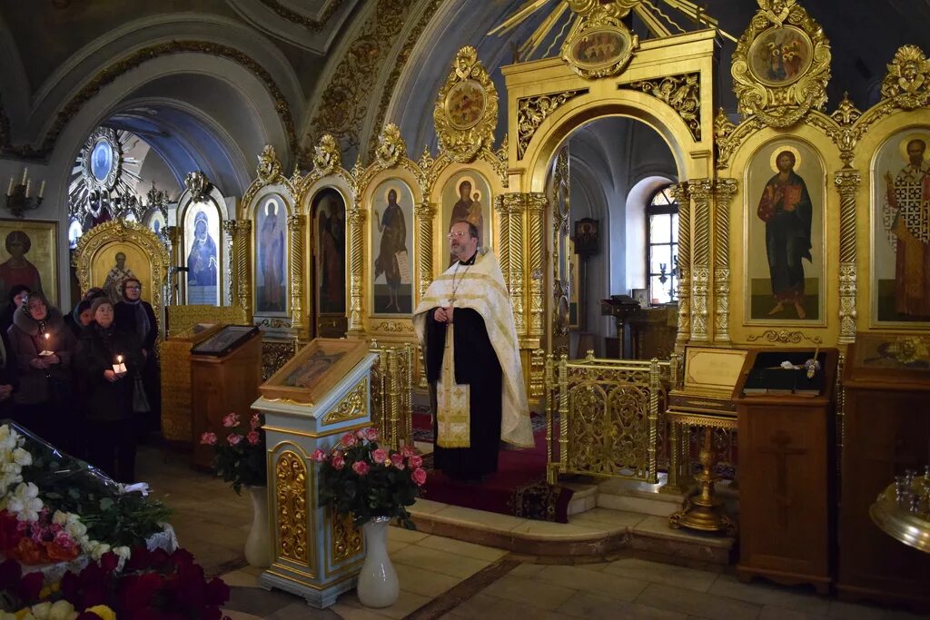 храм святых апостолов петра и павла (москва). храм святых апостолов петра и павла (москва). храм на новой басманной расписание. иконостас храма петра и павла в воронеже машмет. храм апостолов петра и павла в басманной слободе.