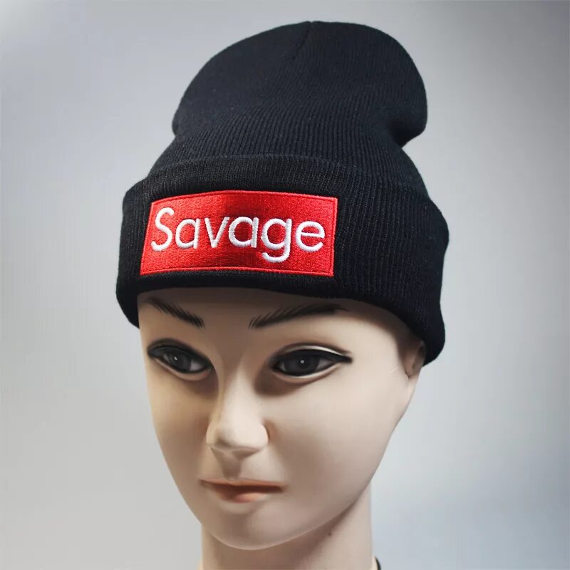 Брендированные шапки. Саваж шапки. шапка savage мужская. шапка и шарф брендированные.