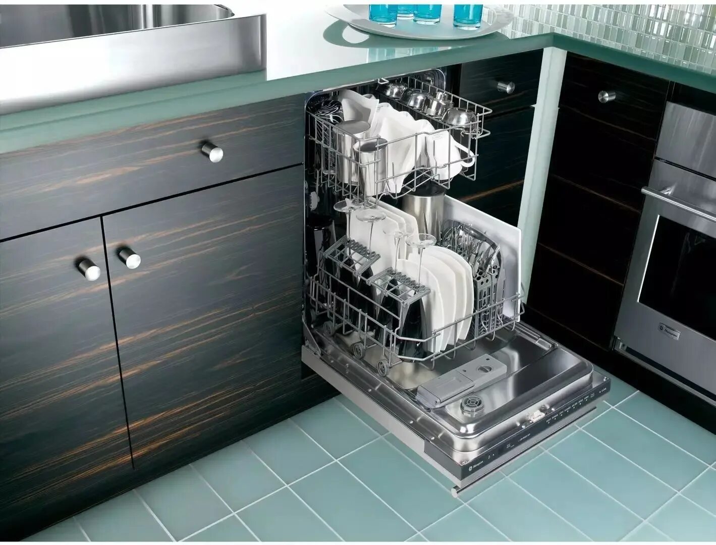 Купить посудомоечную бу. Посудомоечная машина икеа 60 см встраиваемая. Полувстраиваемая посудомоечная машина 45 см. Посудомоечная машина Dishwasher Drawers. Встраиваемая посудомоечная машина 45 см на кухне.