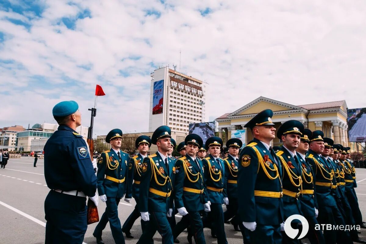 23 апреля мероприятия. Мероприятия к 23 февраля. Праздник 23 февраля мероприятия. Торжественные мероприятия 23 февраля. День защитника Отечества фото.