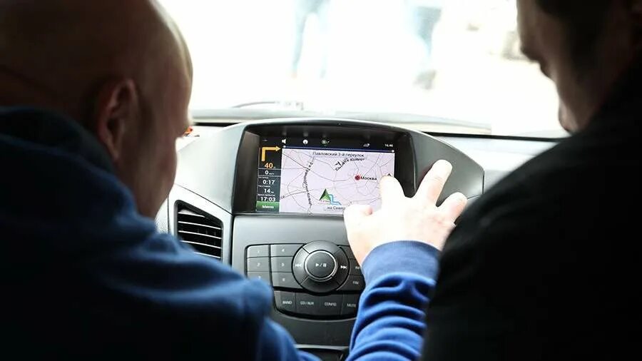 У таксиста много навигаторов. Плохо работает навигация москва. В москве навигаторы не работают. Плохо работает навигация москва. Плохо работает навигация москва.