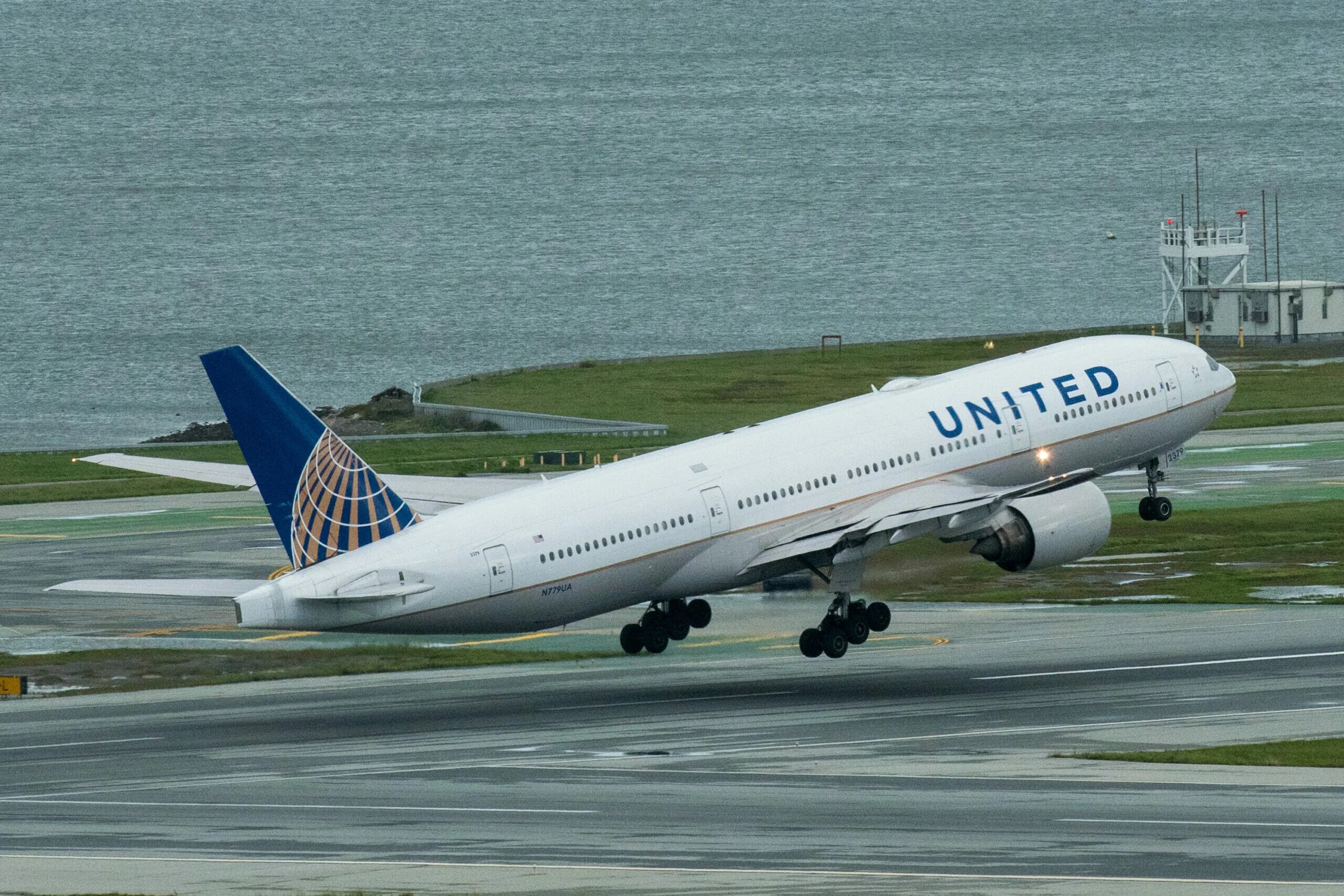 Американские пассажирские самолеты. Авиакомпания united airlines. United airlines. United airlines. United airlines самолеты.