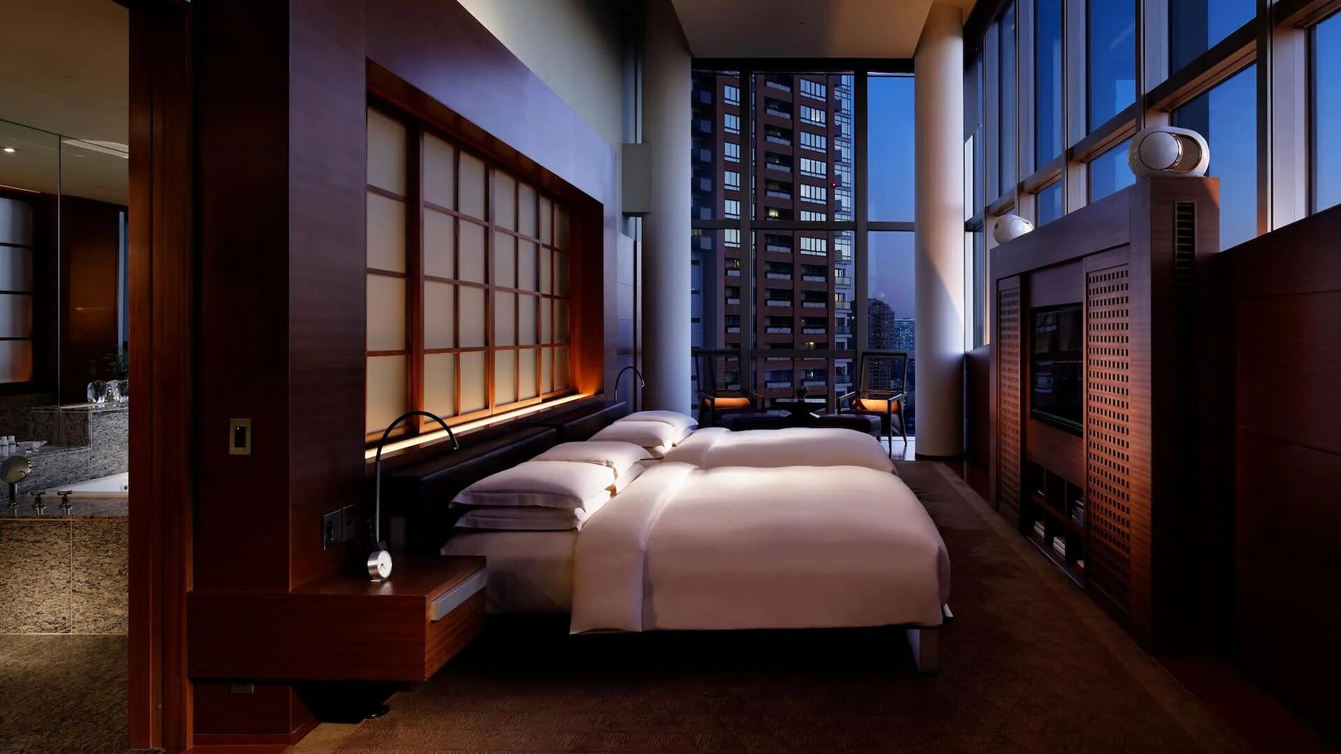 Комнату токио. Гранд хаят токио. гостиница хаят президентский люкс. park hyatt tokyo. комната в токио.