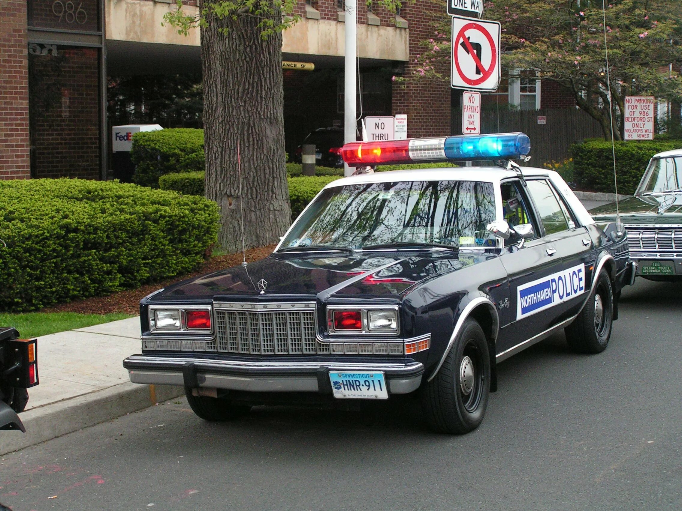 Полицейские машины в америке. Ford Police car 1993. Plymouth Fury Police 1989. Шевроле. Cruiser. Police. Полицейские машины Америки с 1985-1999.