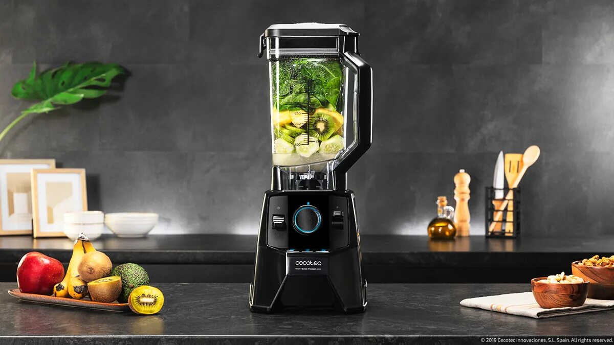 Titanium 2000. Pro court ракетки. Tima 28 см вок. Сковорода 20 см со съемной ручкой. Стационарный блендер cecotec power black titanium 2000 pro.