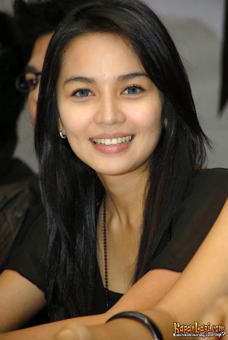 Индонезийка. Модель cerita b. Diandra amoy. Bokep indonesia. Bokeb 2020.