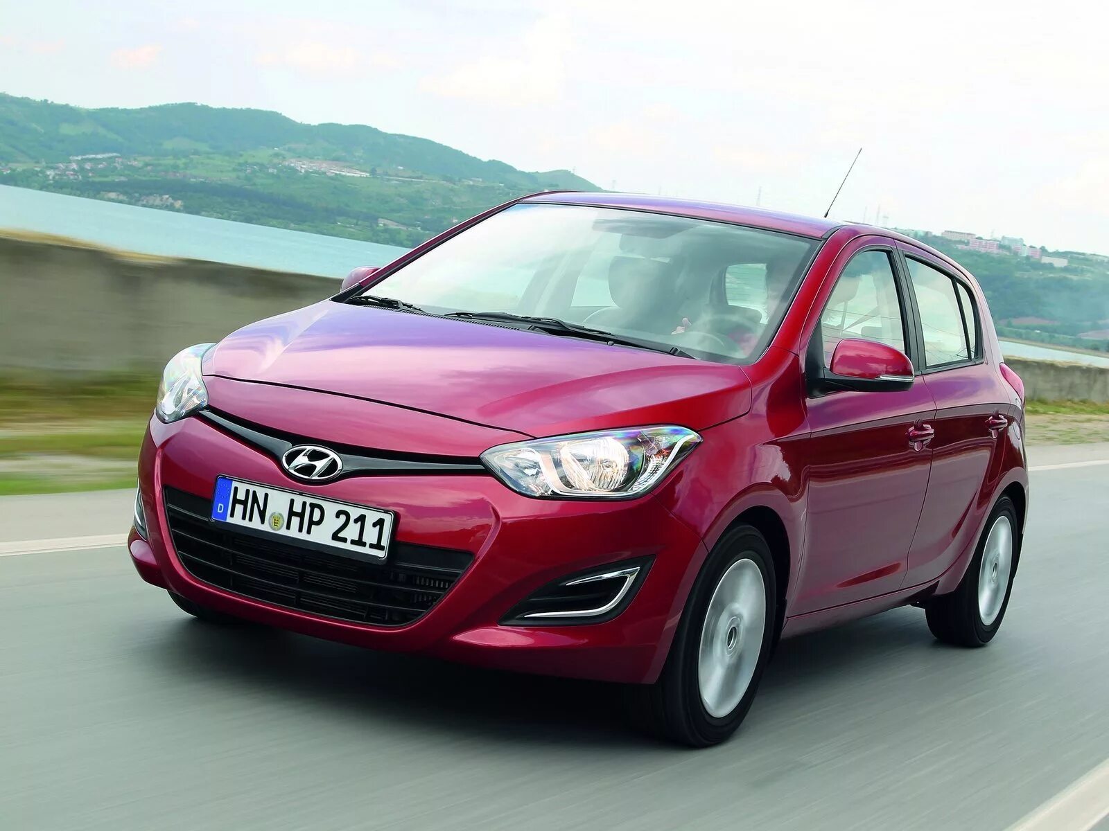 Hyundai i20 2013. Хендай i20. Hyundai i20 1,2. Хендай ай 20. Hyundai i20 купить