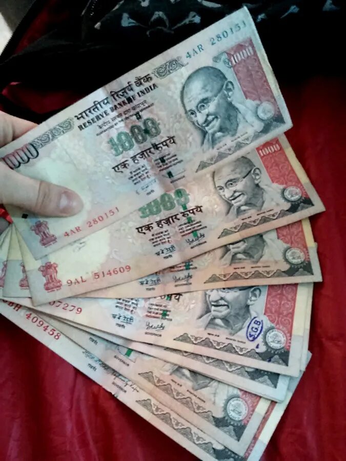 Индийские рупии купюры. Индия валюта рупий. Национальная валюта Индии. Денежная валюта Индии.
