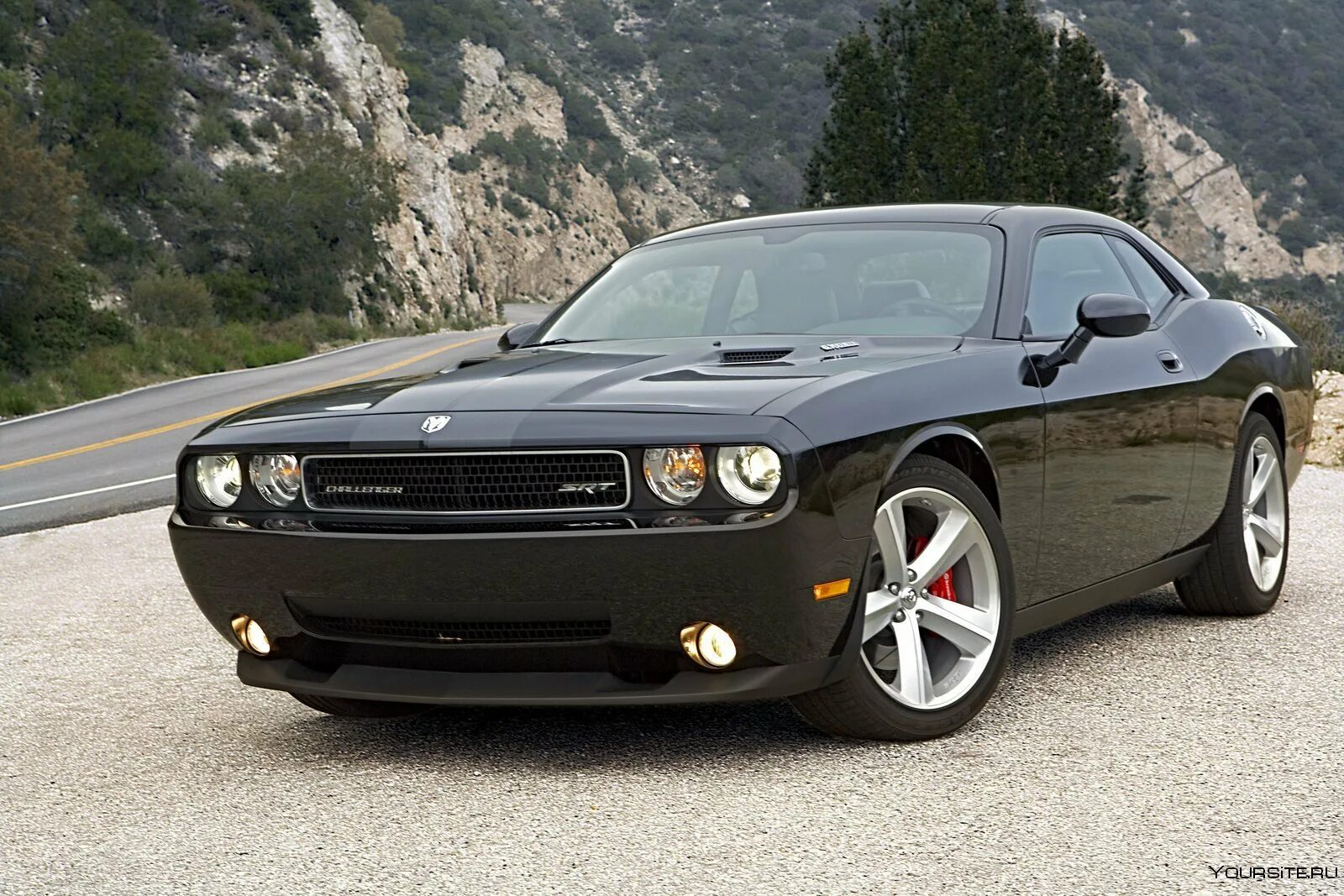 Сколько стоит додж. Dodge Challenger srt8. Dodge Challenger 2007. Dodge Challenger srt8 2010. Додж Челленджер 86.