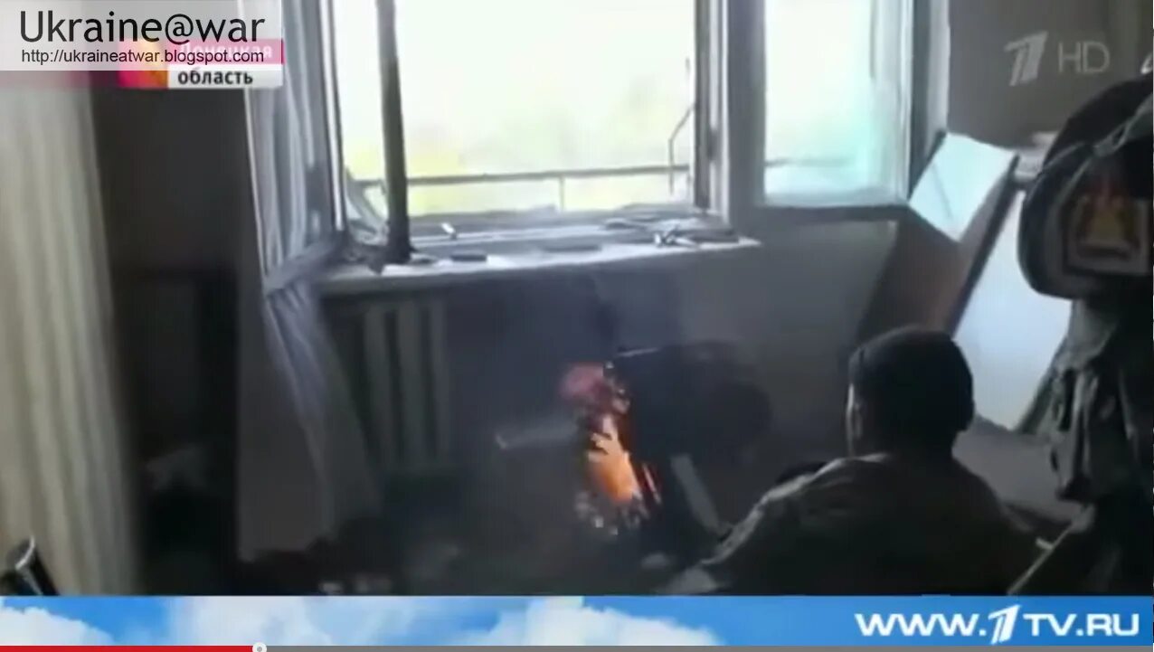 Террористы стреляют в жилые дома. Сейчас ответка прилетит ДНР. Стрельба по жилым домам Мариуполь. Телевизионный репортаж ДНР.