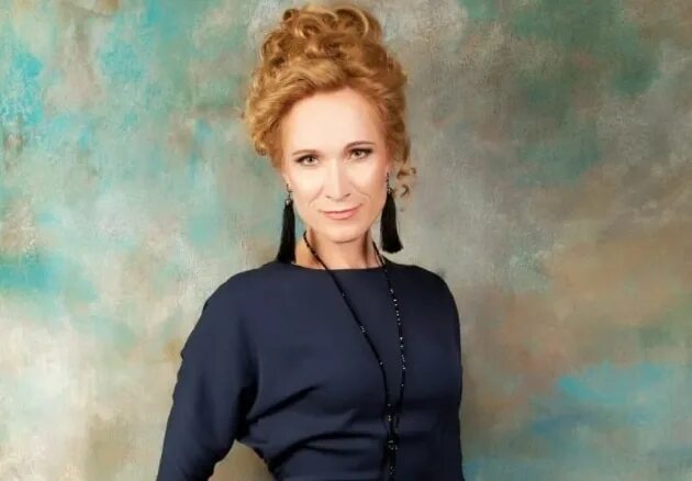 Мария Киселёва стала ведущей телеигры "На выход!" - лайфстайл - 24 февраля 2023 