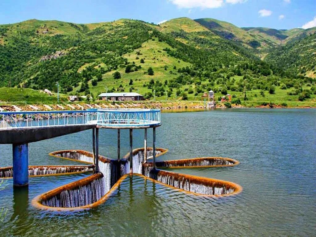 Армения отдохнуть. Водохранилище шамб армения. кечутское водохранилище в армении. город джермук армения. джермук кечутское водохранилище.
