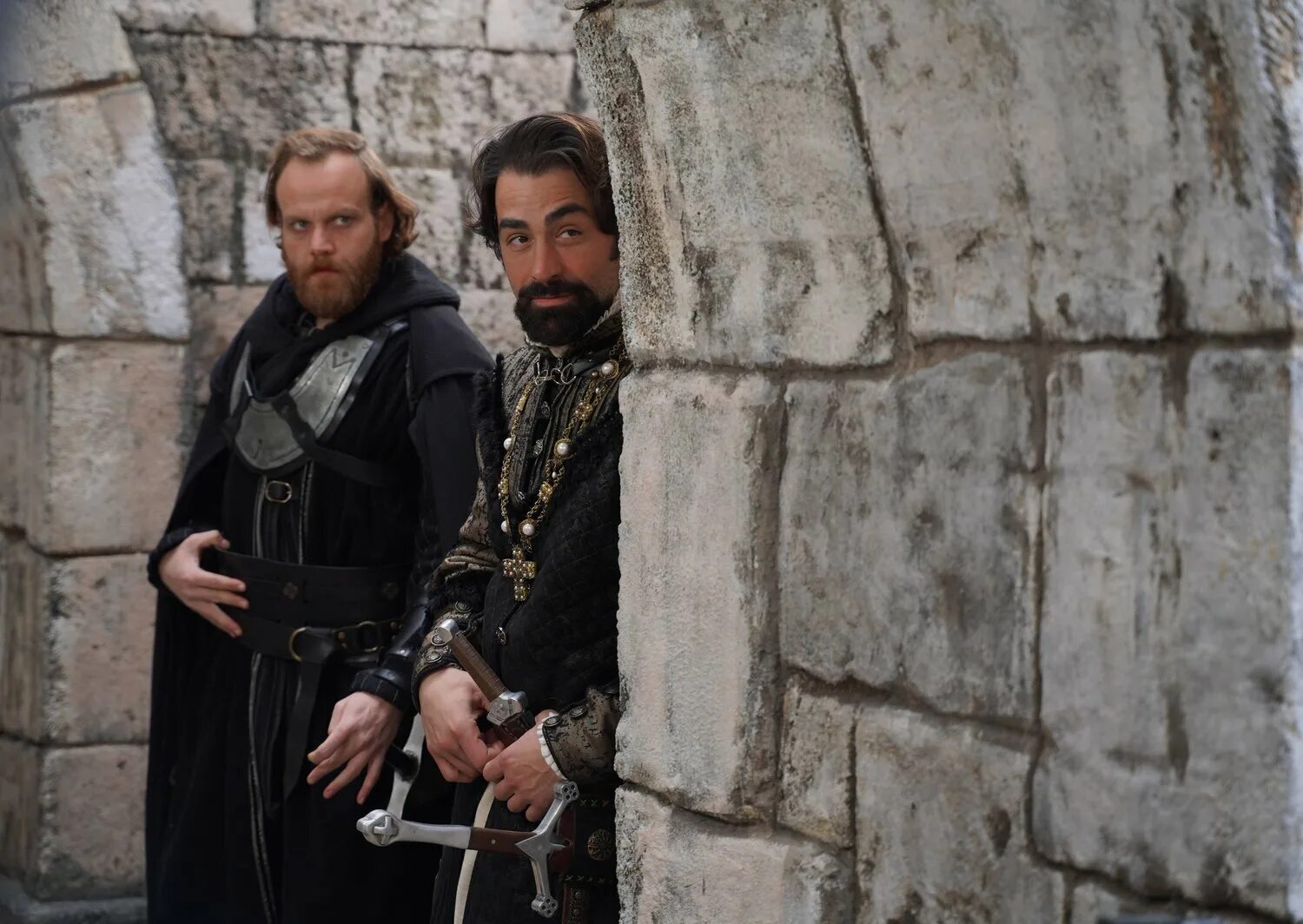 Алпарслан великие сельджуки. Алпарслан великие сельджуки. Фахрие эвджен альпарслан великие сельджуки. Сельджук альп аслан. Фахрие эвджен альпарслан великие сельджуки.