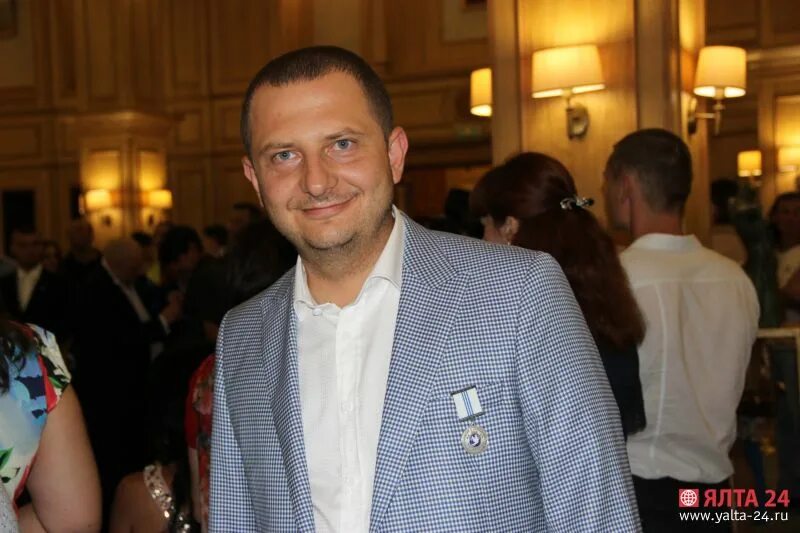 акватория директор. акватория директор. уэйнбридж девелопмент отзывы сотрудников. 2005 год группа акватория руководитель немировский сергей. акватория тепла череповец директор орлов.