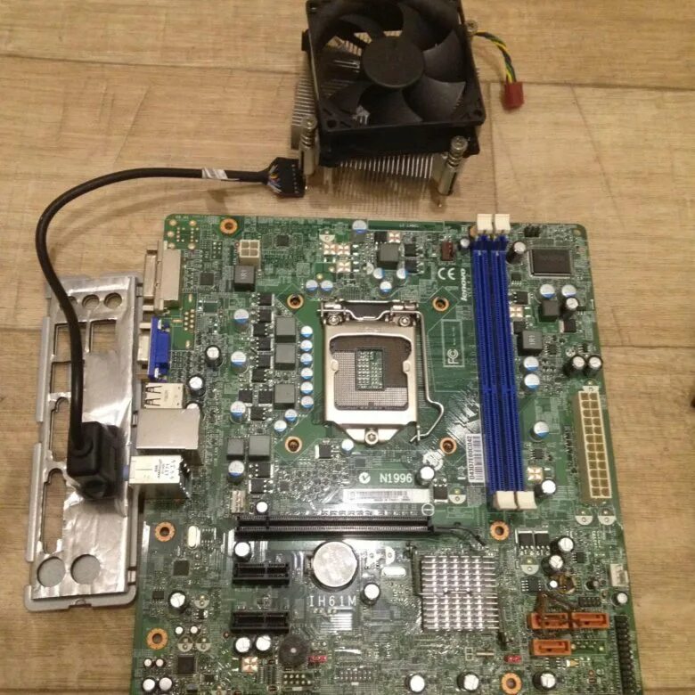 Мат плата lenovo thinkcentre edge 72. Lenovo h61 lga 1155. Ih61m lenovo. Lenovo ver 4. Ibm lenovo 73p5186.