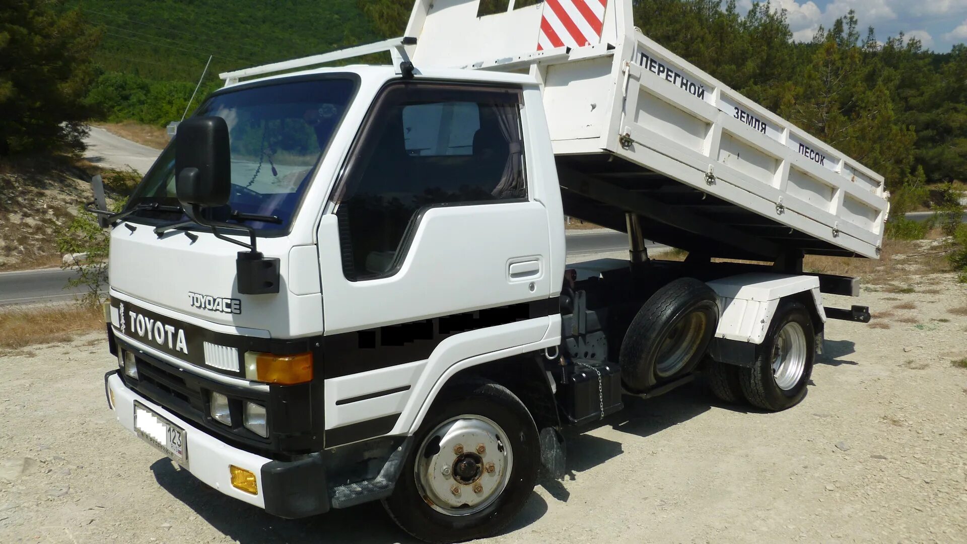 Тойота дюна 4х4 самосвал. Toyota dyna самосвал. Тойота дюна самосвал 4вд. Тойота дюна грузовик 4х4. Тойота дюна самосвал.