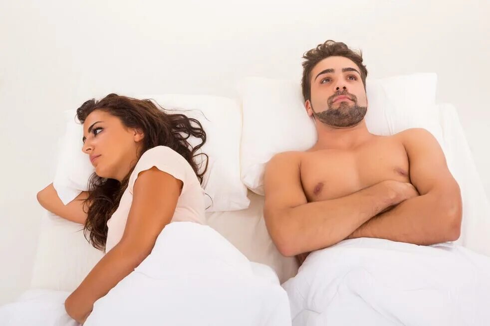 Либидо видео. Мужчина и женщина в постели. С турком в постели. Красивое либидо фото юмор.