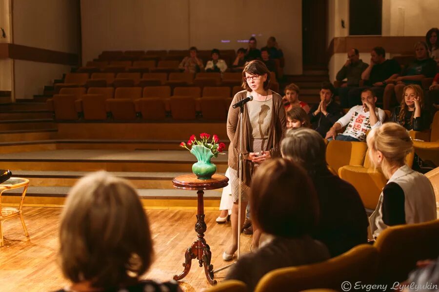 Театр эрмитаж сфера. Театр эрмитаж сфера. Театр сфера каретный ряд. Сад эрмитаж театр сфера. Метро.