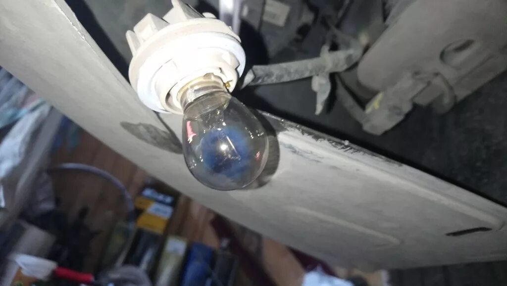 Заглушка дхо солярис 2014. Цоколь ламп солярис 2021. Цоколь лампы противотуманной фары hyundai solaris 2015. Цоколь лампы дхо солярис. Лампа дхо солярис 2015.