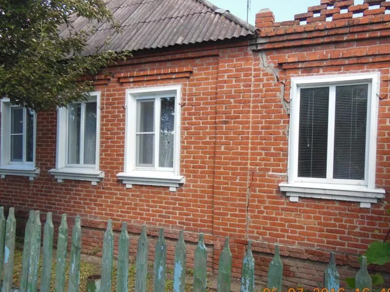 Дом шебекино белгородская область. Дом шебекино белгородская область. Г шебекино ул буденного. Титовка дом. Дом в шебекино.