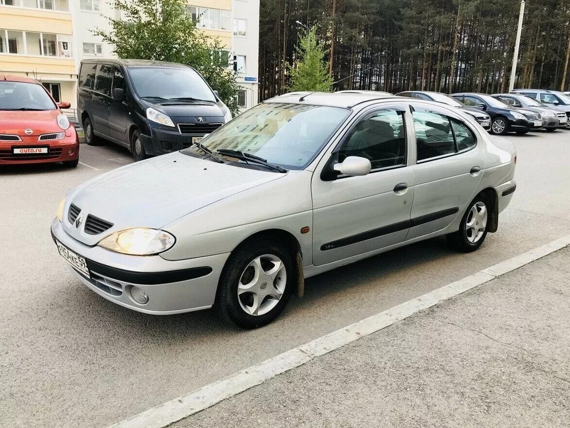 2002 megane. Рено Меган 1 2003. Renault Megane 1.4 2003. Renault Megane 1.4 МТ, 2001. Рено Меган 1 Рестайлинг 2003.