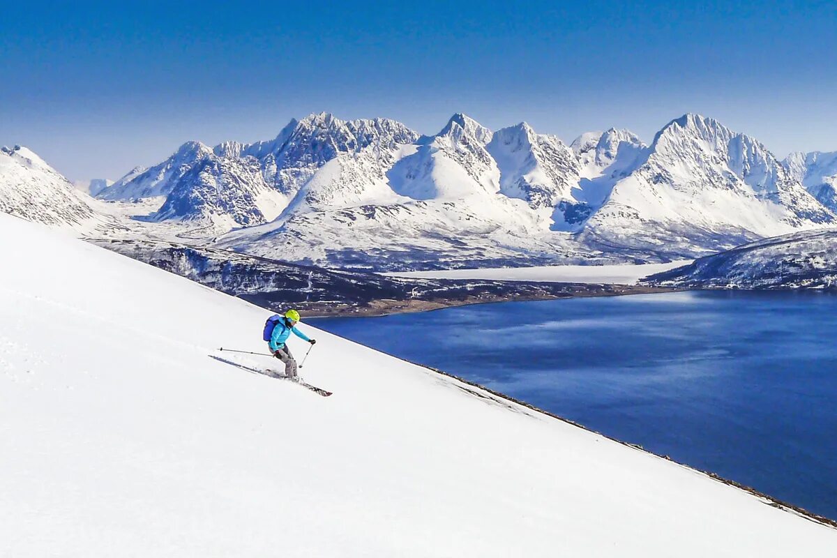 Lyngen Норвегия. Люнгсальпене. Норвегия лыжи. Лыжный спорт в Норвегии. Alps ski skiing