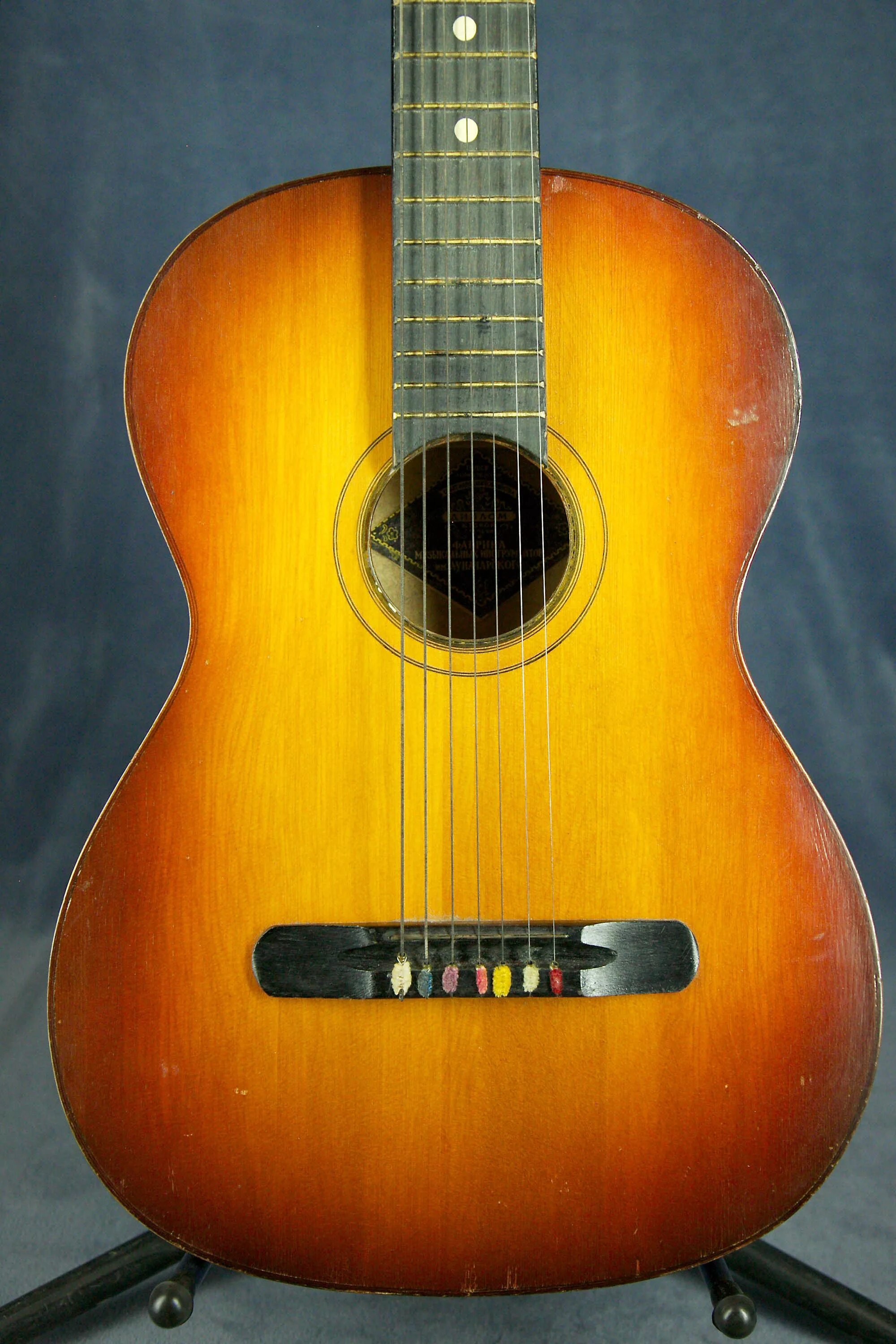 гитара ленинградка 6 струнная акустическая гитара. гитары 6 7 струн. гитара 7 струн. русская 7 струнная гитара. Adams fg-1207 гитара семиструнная.