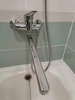 Смеситель с душевой лейкой lemark