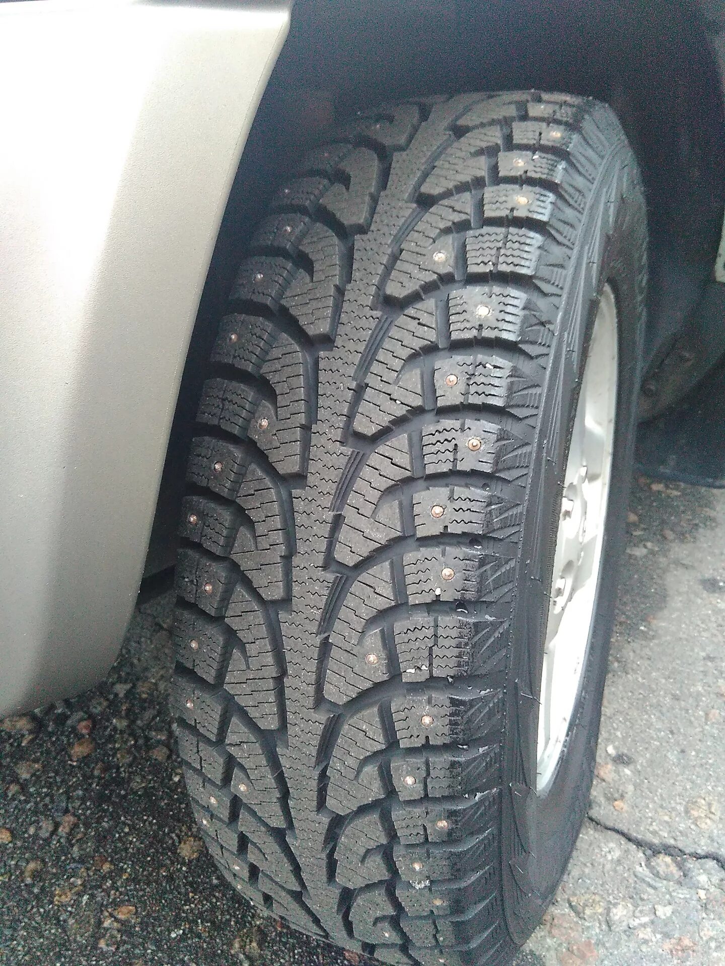 Купить резину ханкук 16. Hankook i'Pike rw11. Ханкук rw11. Hankook rw11 109q. Автошина 175/80r16 Hankook i*Pike rw11.