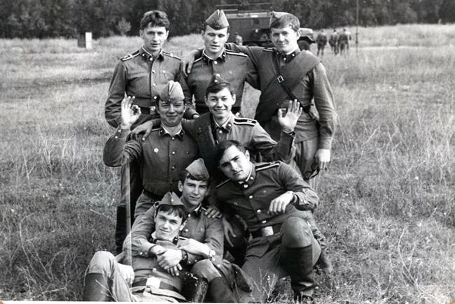 Орловское училище связи. Высшая школа кгб. Багратионовск училище связи. Багратионовск училище связи. Орел военное училище.