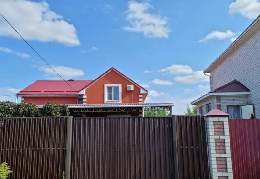 Дачи из жёлтого кирпича. Коттеджи в ставрополе. Домик недорого ставрополь. Южный дом ставрополь. Красивые дома в ставрополе.