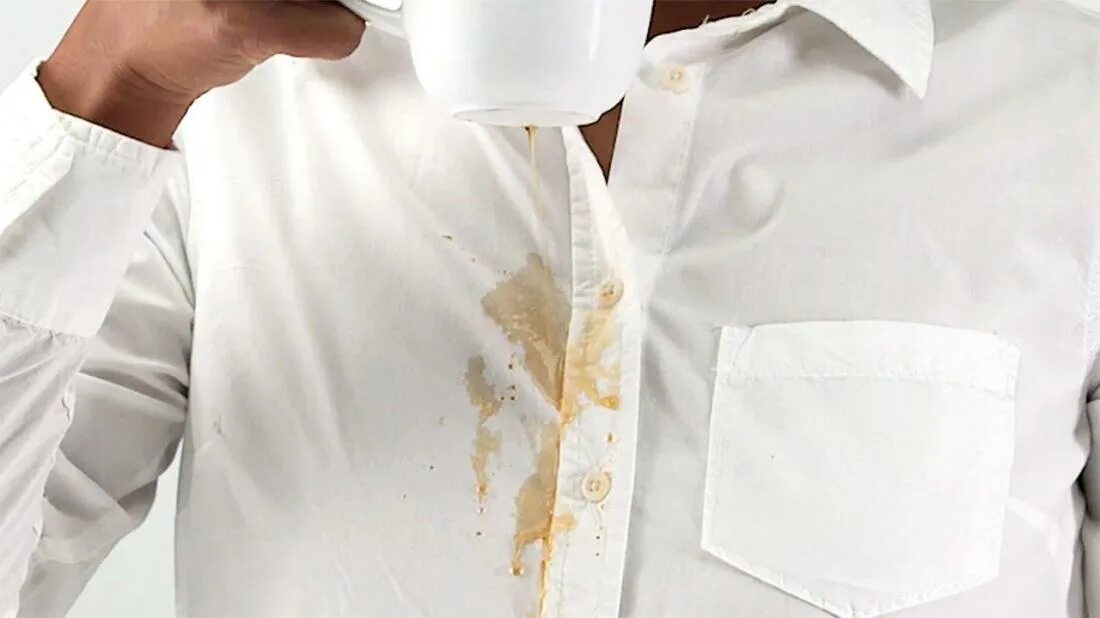 Удалить белые пятна. Пятна на одежде. Жирное пятно. Пятно от кофе. Пятно на рубашке.